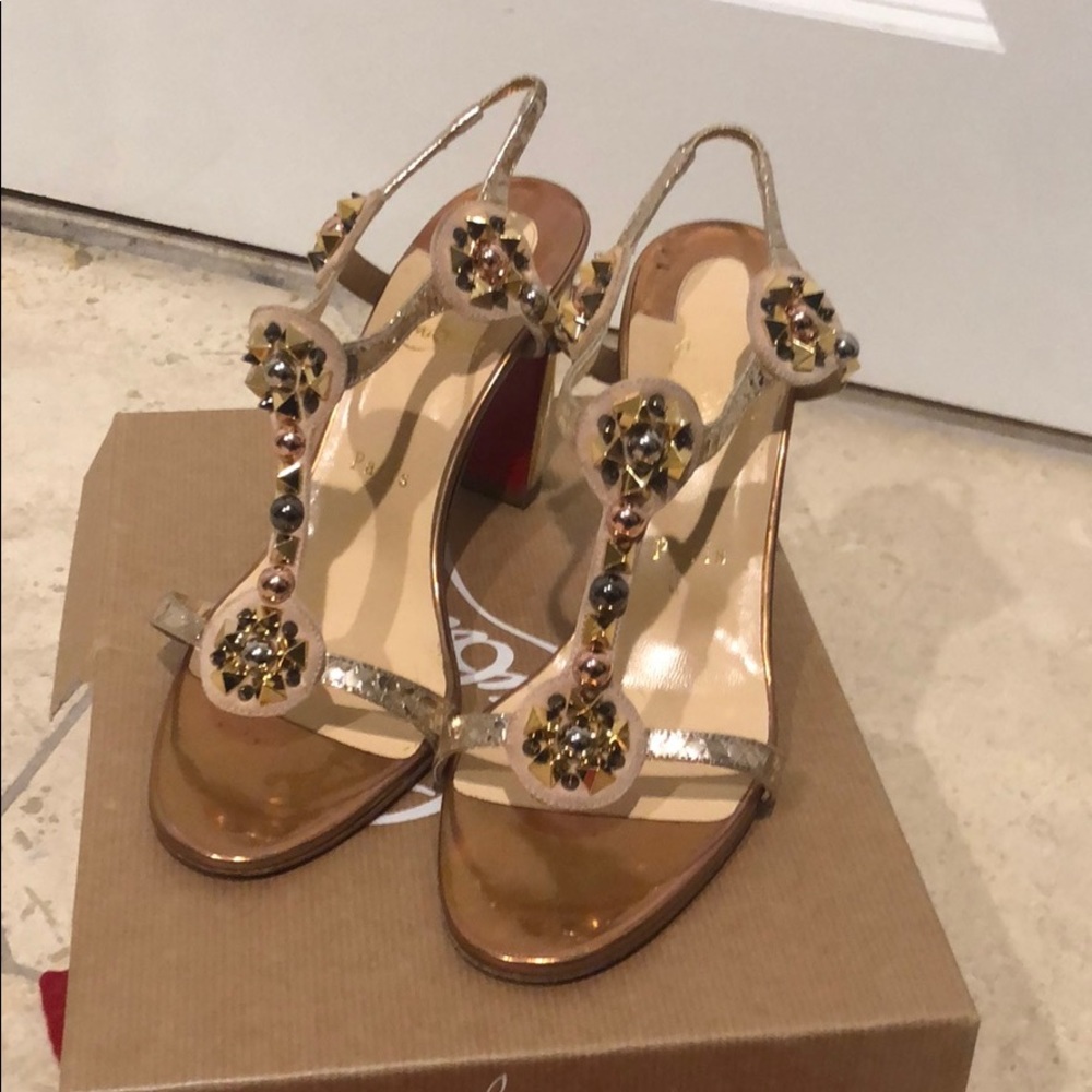 Louboutin nude sandal